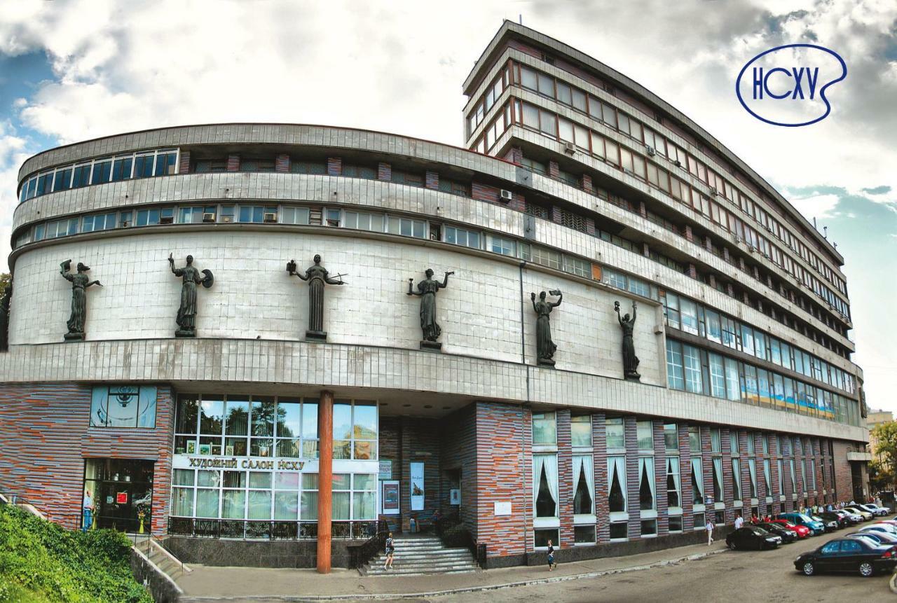 كييف Hotel Tsentralnoho Budynku Khudozhnyka المظهر الخارجي الصورة