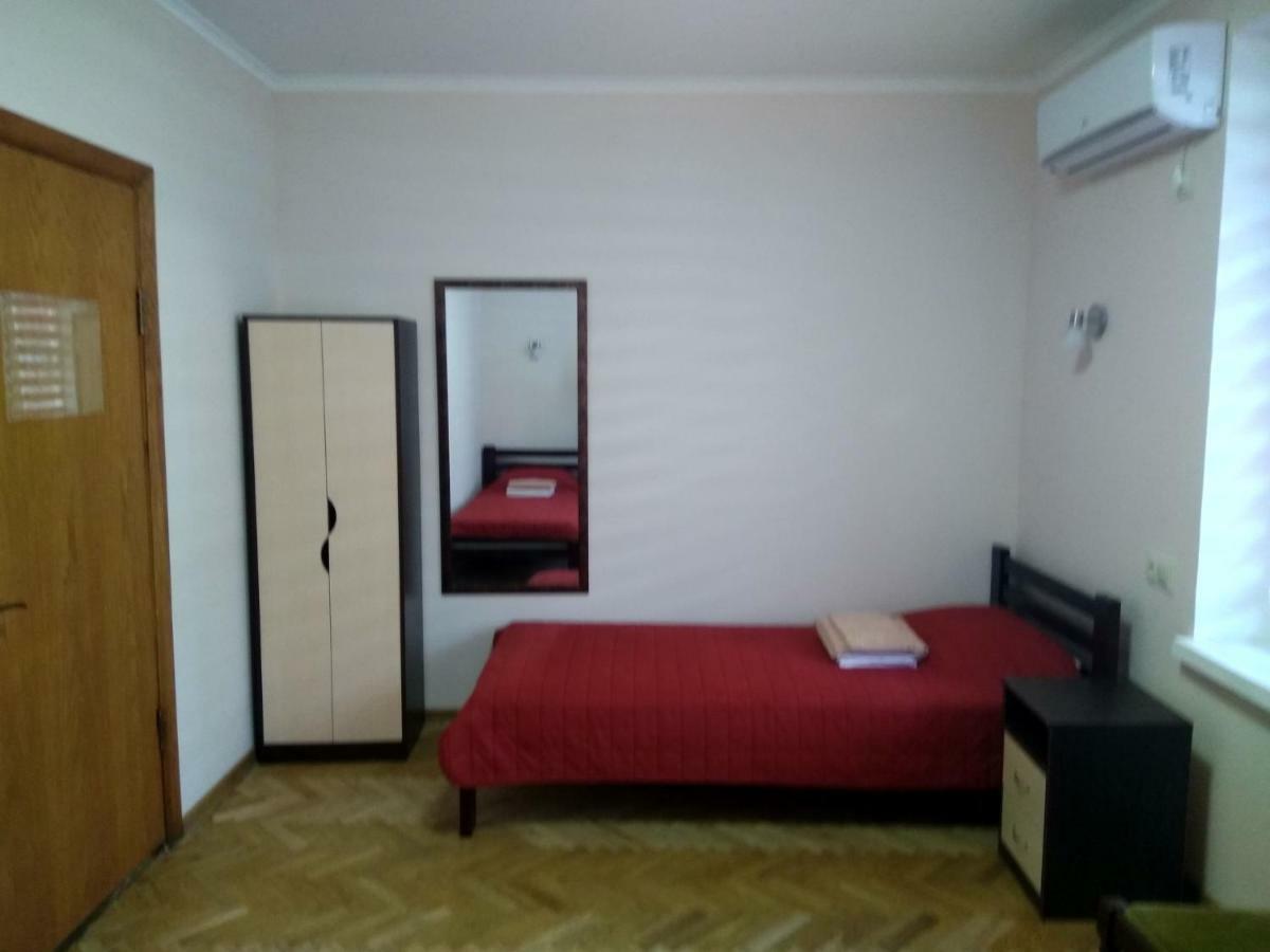 كييف Hotel Tsentralnoho Budynku Khudozhnyka المظهر الخارجي الصورة